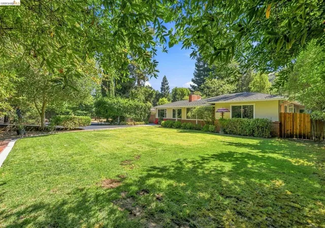 Photo 2 of Single family home for sale at 5075 Alhambra Valley Rd, Martinez, CA 94553 | MLS# 41145436 | Listing updated on 2026-10-09