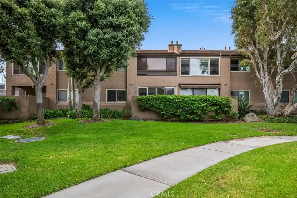 Listing Photo 36 - Condo for sale in 17168 Bluewater located at 17168 Bluewater, Huntington Beach, CA 92649 - Unit #168