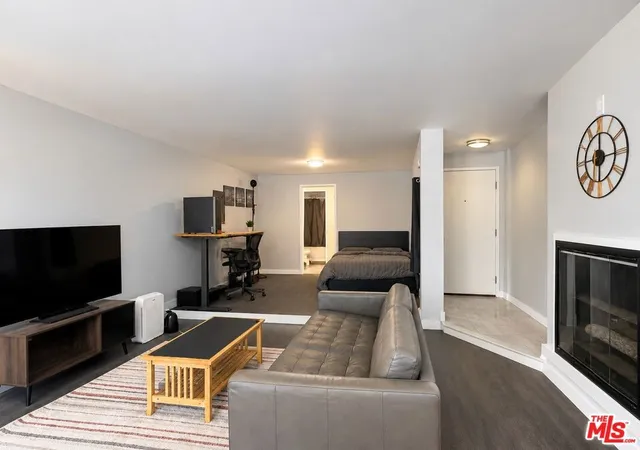 Listing Photo 1 - Condo for sale in The Vogue Condominiums located at 6151 Orange St, Los Angeles, CA 90048 - Unit #203
