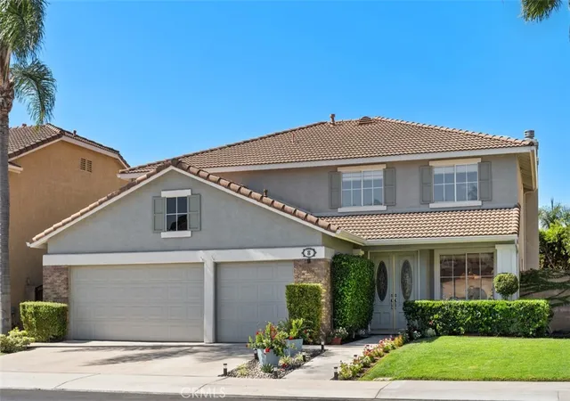 Single family home for sale at 8 National Pl, Irvine, CA 92602 | MLS# OC26181459