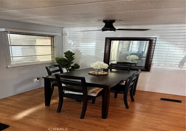 Photo 4 of Manufactured home for sale at 10001 W Frontage Rd #25, South Gate, CA 90280 | MLS# MB26173726 | Listing updated on 2026-10-03