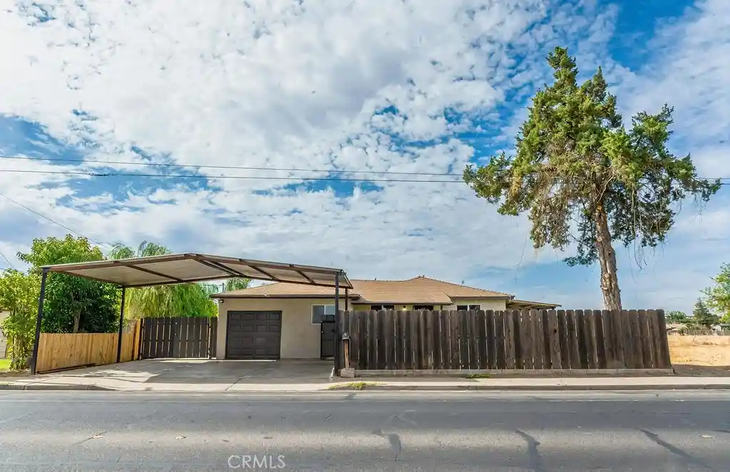 Photo 1 of Single family home for sale at 942 W Childs, Merced, CA 95341 | MLS# MC26181767 | Listing updated on 2026-10-29
