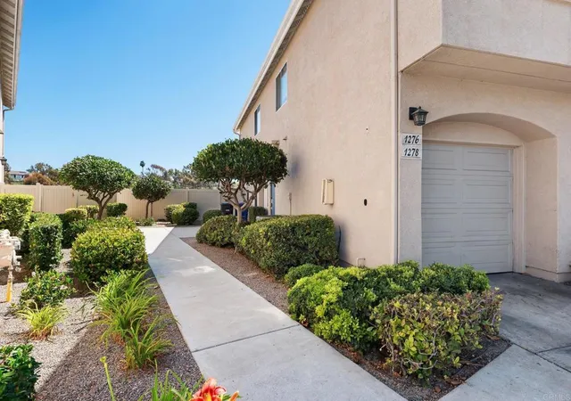 Photo 2 of Sale Pending at 1276 El Cortez Ct, Chula Vista, CA 91910 | MLS# PTP2606338 | Listing updated on 2026-10-07