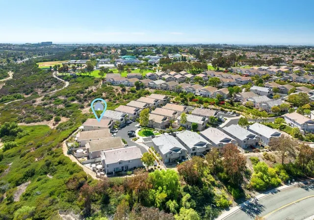 Photo 3 of Sale Pending at 1276 El Cortez Ct, Chula Vista, CA 91910 | MLS# PTP2606338 | Listing updated on 2026-10-07