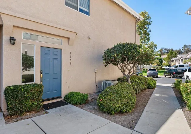 Photo 3 of Sale Pending at 1276 El Cortez Ct, Chula Vista, CA 91910 | MLS# PTP2606338 | Listing updated on 2026-10-07