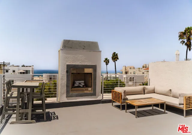 Photo 1 of Condo for sale at 34 Galleon St, Marina Del Rey, CA 90292 | MLS# 26872673 | Listing updated on 2026-10-02