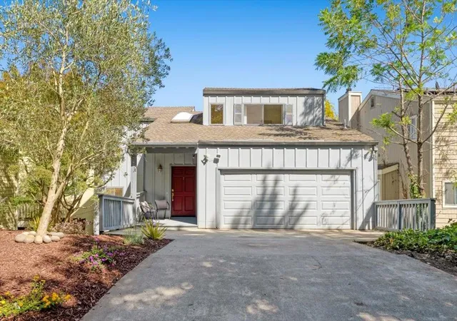 Photo 1 of Single family home for sale at 318 Lee St, Santa Cruz, CA 95060 | MLS# ML82058214 | Listing updated on 2026-10-11