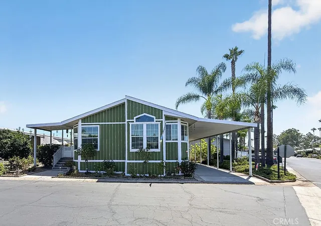 Photo 1 of Manufactured home for sale at 24921 Muirlands Blvd #276, Lake Forest, CA 92630 | MLS# OC26181737 | Listing updated on 2026-09-20