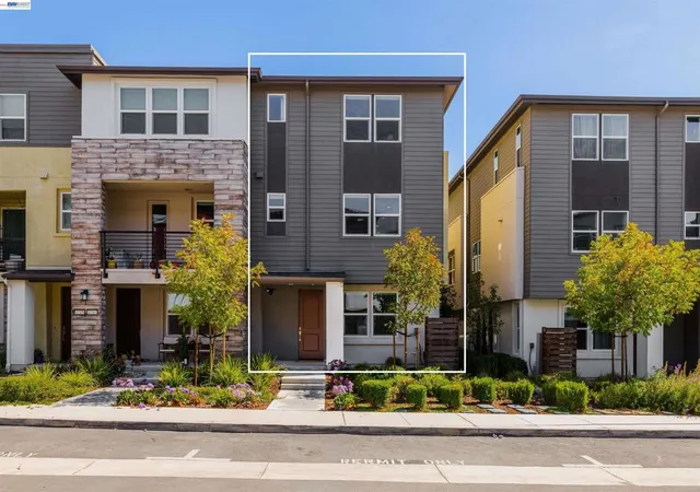 Photo 2 of Condo for sale at 1207 Lorenzini Loop, San Ramon, CA 94583 | MLS# 41145484 | Listing updated on 2026-10-07