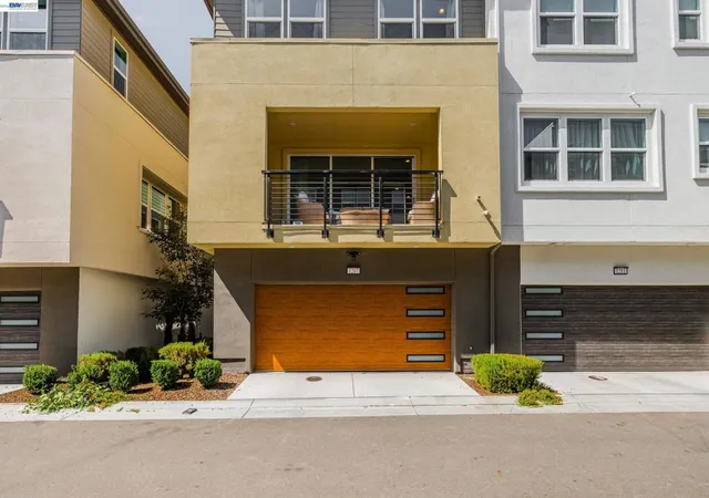 Photo 4 of Condo for sale at 1207 Lorenzini Loop, San Ramon, CA 94583 | MLS# 41145484 | Listing updated on 2026-10-07