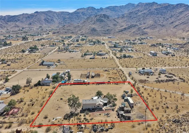 Photo 2 of Single family home for sale at 24716 Mcroberts, Apple Valley, CA 92307 | MLS# HD26178243 | Listing updated on 2026-10-05