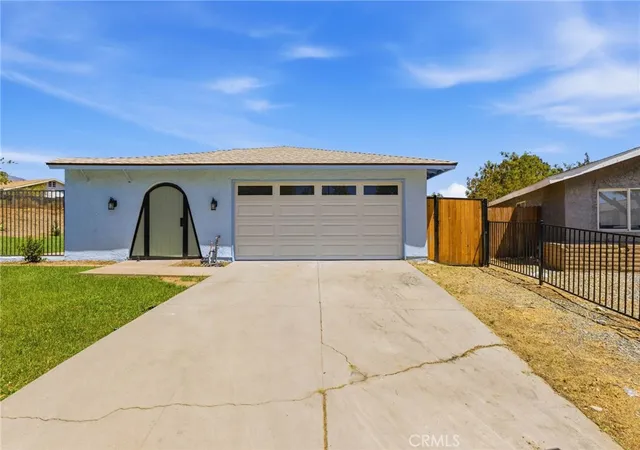 Photo 2 of Single family home for sale at 670 Preferred Ln, Banning, CA 92220 | MLS# IG26181806 | Listing updated on 2026-10-08