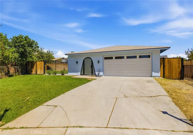 Photo 3 of Single family home for sale at 670 Preferred Ln, Banning, CA 92220 | MLS# IG26181806 | Listing updated on 2026-10-08