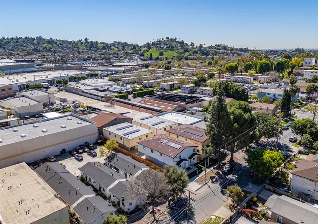 Photo 2 of Multi family home for sale at 1652 Murchison, Los Angeles, CA 90033 | MLS# BB26181991 | Listing updated on 2026-09-04