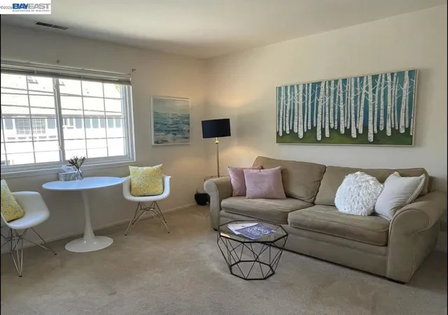 Photo 4 of Multi family home for sale at 301 Poplar St, Mill Valley, CA 94941 | MLS# 41145498 | Listing updated on 2026-09-13