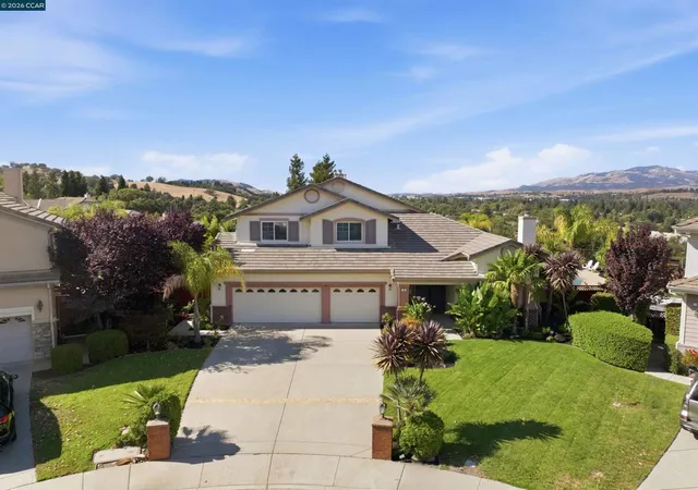 Photo 3 of Sale Pending at 5 Welford Ranch Ct, San Ramon, CA 94583 | MLS# 41145506 | Listing updated on 2026-09-24