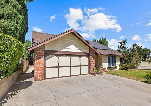 Photo 3 of Sale Pending at 2003 Harp Dr, Hacienda Heights, CA 91745 | MLS# OC26181814 | Listing updated on 2026-10-06