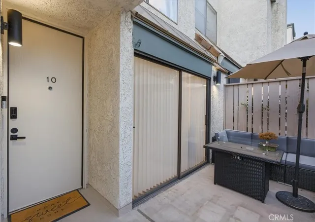Photo 3 of Townhouse for sale at 1734 N Verdugo #10, Glendale, CA 91208 | MLS# BB26180250 | Listing updated on 2026-09-13