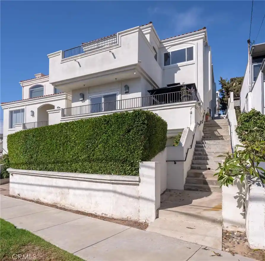 Condo for sale at 520 N Guadalupe Ave #A, Redondo Beach, CA 90277 | MLS# SB26181961