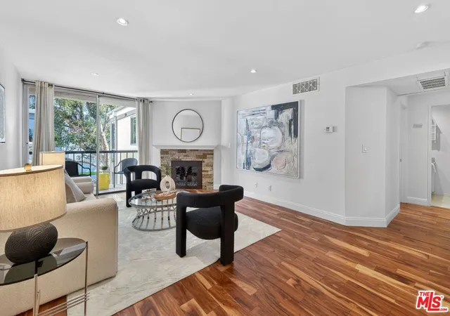 Photo 3 of Condo for sale at 8530 Holloway Dr #303, West Hollywood, CA 90069 | MLS# 26873737 | Listing updated on 2026-10-10