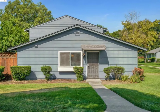 Photo 2 of Sale Pending at 1651 Monterey Dr, Livermore, CA 94551 | MLS# 41145535 | Listing updated on 2026-10-09