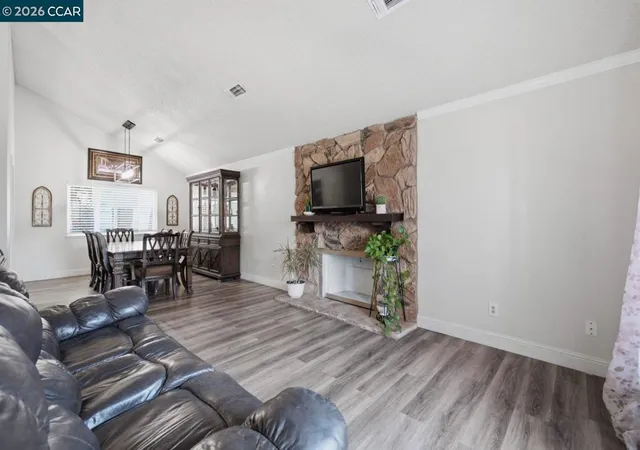 Photo 3 of Sale Pending at 15 Plumas Ct, Bay Point, CA 94565 | MLS# 41145540 | Listing updated on 2026-10-05