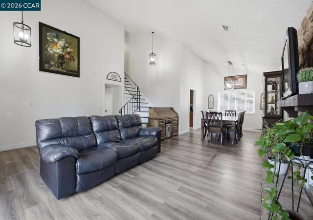 Photo 4 of Sale Pending at 15 Plumas Ct, Bay Point, CA 94565 | MLS# 41145540 | Listing updated on 2026-10-05