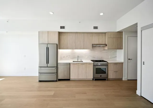 Photo 3 of Condo for sale at 188 W Saint James St #10308, San Jose, CA 95110 | MLS# ML82058292 | Listing updated on 2026-10-12