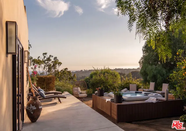 Photo 3 of Single family home for sale at 6315 Gayton Pl, Malibu, CA 90265 | MLS# 26874703 | Listing updated on 2026-09-28