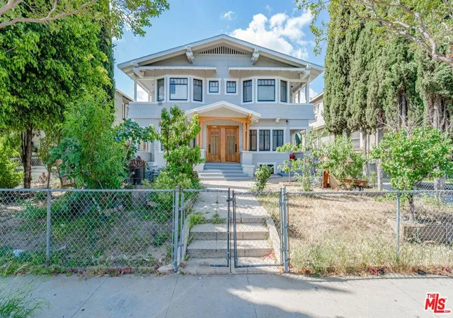 Photo 3 of Multi family home for sale at 1674 W 25th Street, Los Angeles, CA 90007 | MLS# 26874121 | Listing updated on 2026-09-08