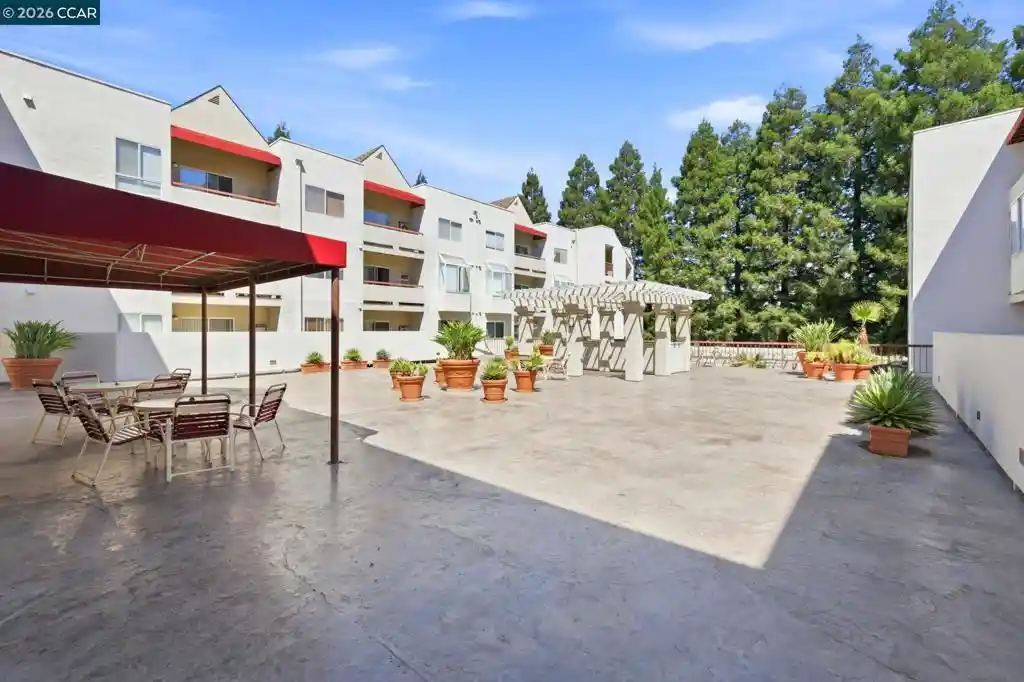 Condo for sale at 3173 Wayside Plz #212, Walnut Creek, CA 94597 | MLS# 41145580