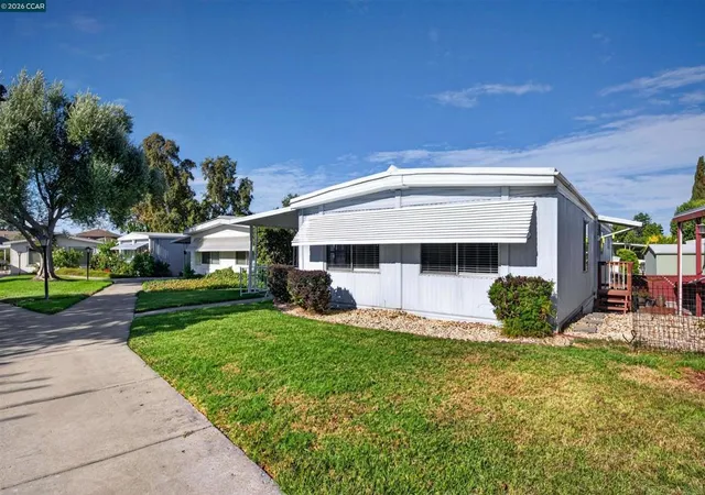 Photo 3 of Sale Pending at 2115 Dalis, Concord, CA 94520 | MLS# 41145590 | Listing updated on 2026-09-24