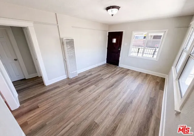 Photo 3 of Sale Pending at 2135 E Spaulding Ct, Long Beach, CA 90804 | MLS# 26874799 | Listing updated on 2026-09-25