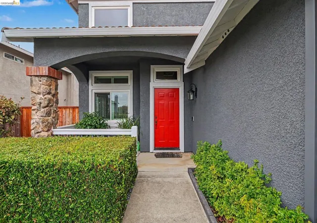 Photo 2 of Sale Pending at 1164 Legend Cir, Vallejo, CA 94591 | MLS# 41145593 | Listing updated on 2026-09-02