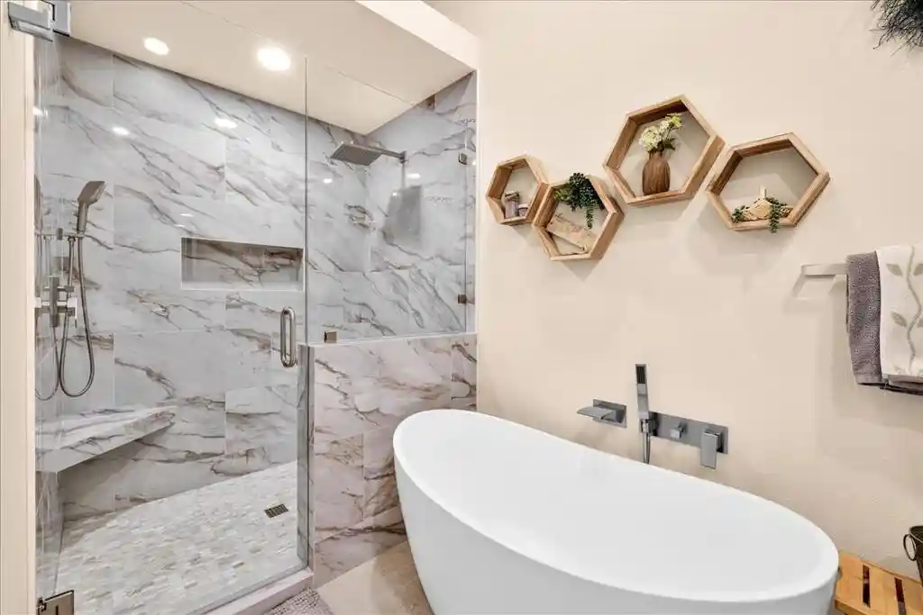 Condo for sale at 265 Desert Fls Dr E, Palm Desert, CA 92211 | MLS# 219151650DA