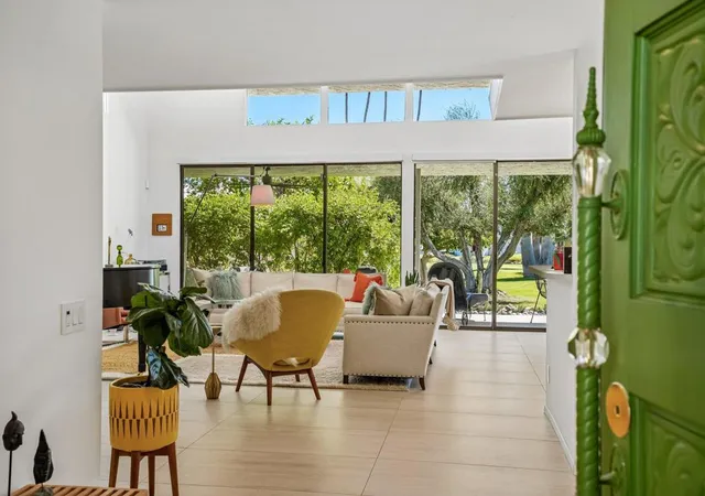 Listing Photo 1 - Condo for sale in building located at 2320 Paseo Del Rey, Palm Springs, CA 92264 - Unit #