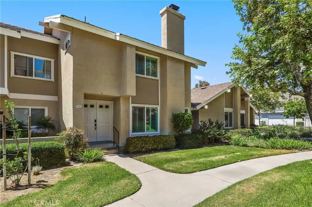 Listing Photo 1 - Condo for sale in 21114 Via Canon located at 21114 Via Canon, Yorba Linda, CA 92887 - Unit #11