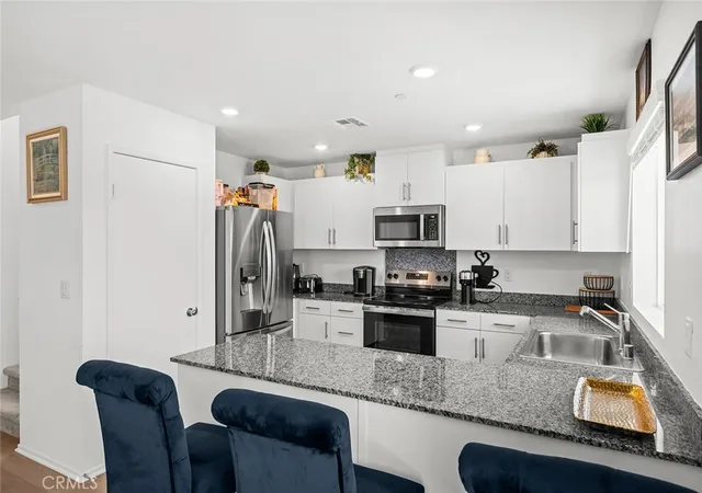 Photo 3 of Single family home for sale at 1471 Majesty Cir, San Jacinto, CA 92582 | MLS# OC26181635 | Listing updated on 2026-10-28