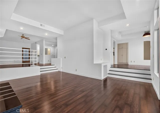 Single family home for sale at 1425 Columbia Dr, Glendale, CA 91205 | MLS# GD26182268 | Listing updated on 2026-10-11