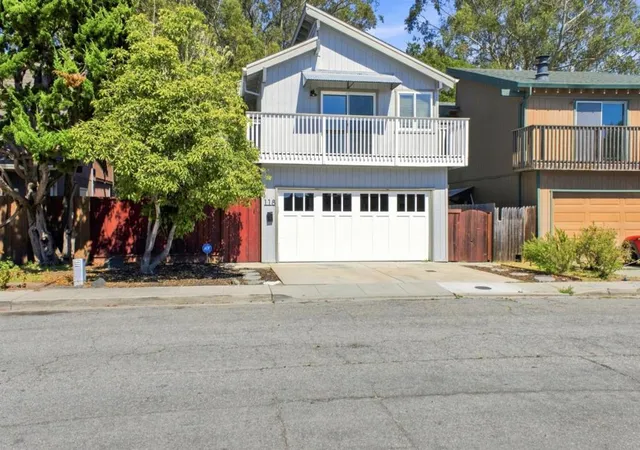 Photo 4 of Single family home for sale at 118 Jessie St, Santa Cruz, CA 95060 | MLS# ML82057601 | Listing updated on 2026-10-12