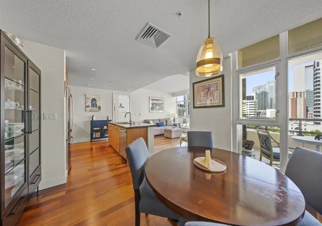Listing Photo 1 - Condo for sale in The Grande at Santa Fe Place located at 1199 Pacific Hwy, San Diego, CA 92101 - Unit #1103