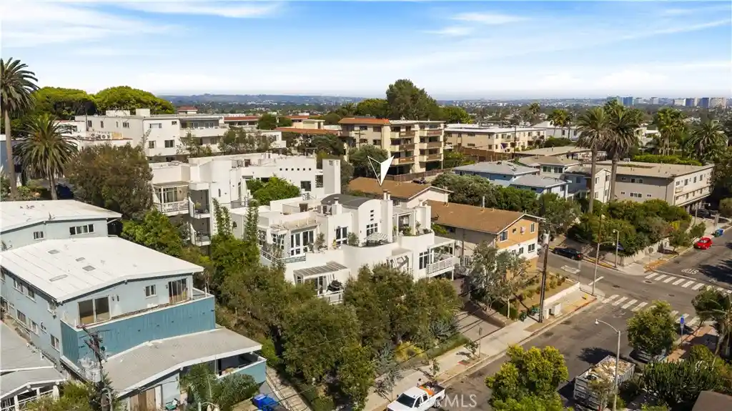 Photo 1 of Condo for sale at 3019 3rd Street #202, Santa Monica, CA 90405 | MLS# OC26182308 | Listing updated on 2026-10-14