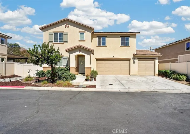 Photo 2 of Sale Pending at 10349 Mockingbird Ct, Moreno Valley, CA 92557 | MLS# CV26179879 | Listing updated on 2026-09-13
