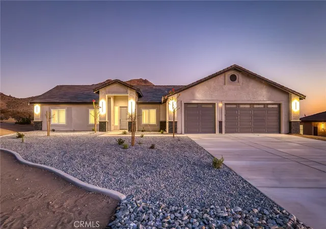 Photo 3 of Single family home for sale at 19721 Roanoke Rd, Apple Valley, CA 92307 | MLS# JT26182569 | Listing updated on 2026-10-06