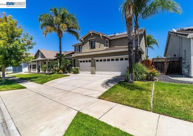 Photo 3 of Single family home for sale at 4746 Mammouth Ln, Oakley, CA 94561 | MLS# 41145619 | Listing updated on 2026-09-13