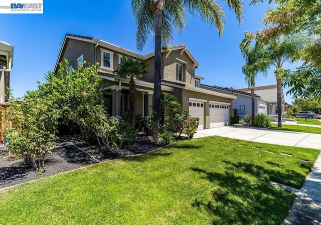 Photo 3 of Single family home for sale at 4746 Mammouth Ln, Oakley, CA 94561 | MLS# 41145619 | Listing updated on 2026-09-13