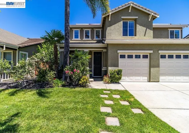 Photo 4 of Single family home for sale at 4746 Mammouth Ln, Oakley, CA 94561 | MLS# 41145619 | Listing updated on 2026-09-13