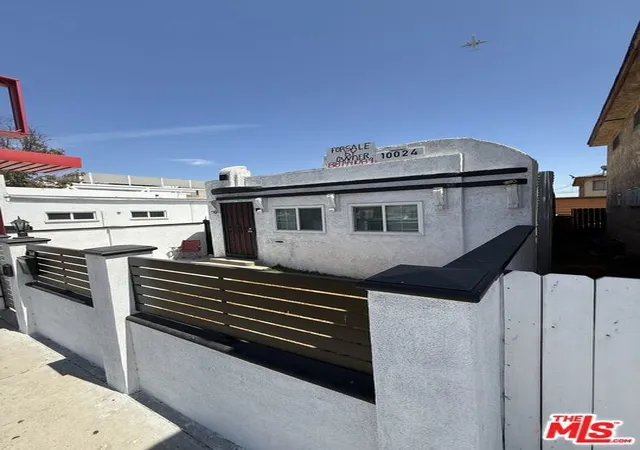Photo 4 of Single family home for sale at 10024 S Western Ave, Los Angeles, CA 90047 | MLS# 26874823 | Listing updated on 2026-09-13