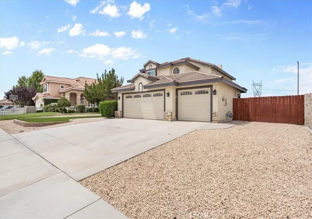Photo 2 of Single family home for sale at 12242 San Ysidro, Victorville, CA 92392 | MLS# CV26172251 | Listing updated on 2026-09-26