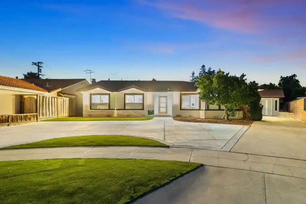 Single family home for sale at 3370 Elgin Ln, San Jose, CA 95118 | MLS# ML82054347